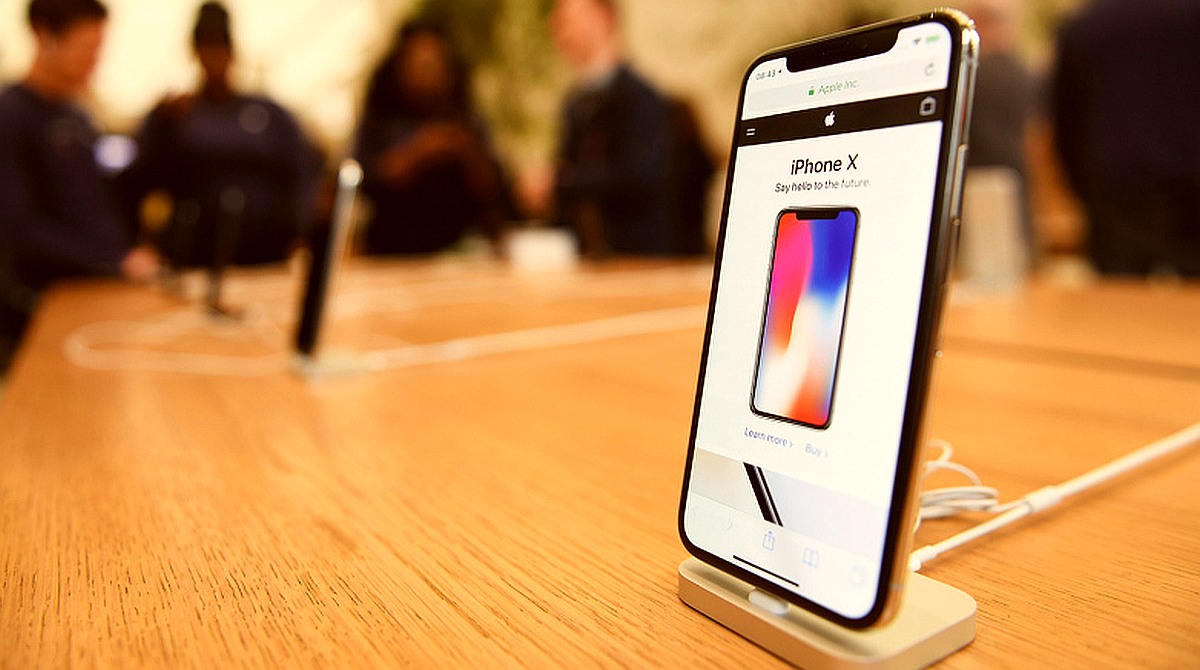 Lower Priced iPhone X On The Way